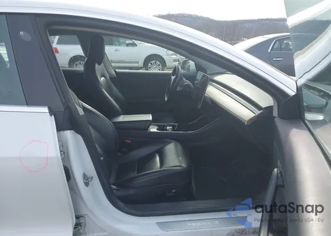 2018 Tesla Model 3 Long Range/Mid Range из США, поврежденный, VIN 5YJ3E1EA5JF033455